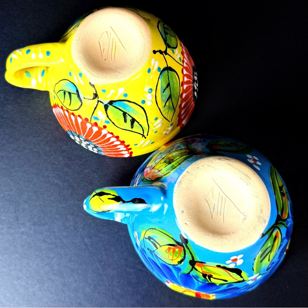 Set of 2 Hand Painted Mexican Clay Mugs Floral Folk Art Pottery Colorful Signed - Picture 9 of 14